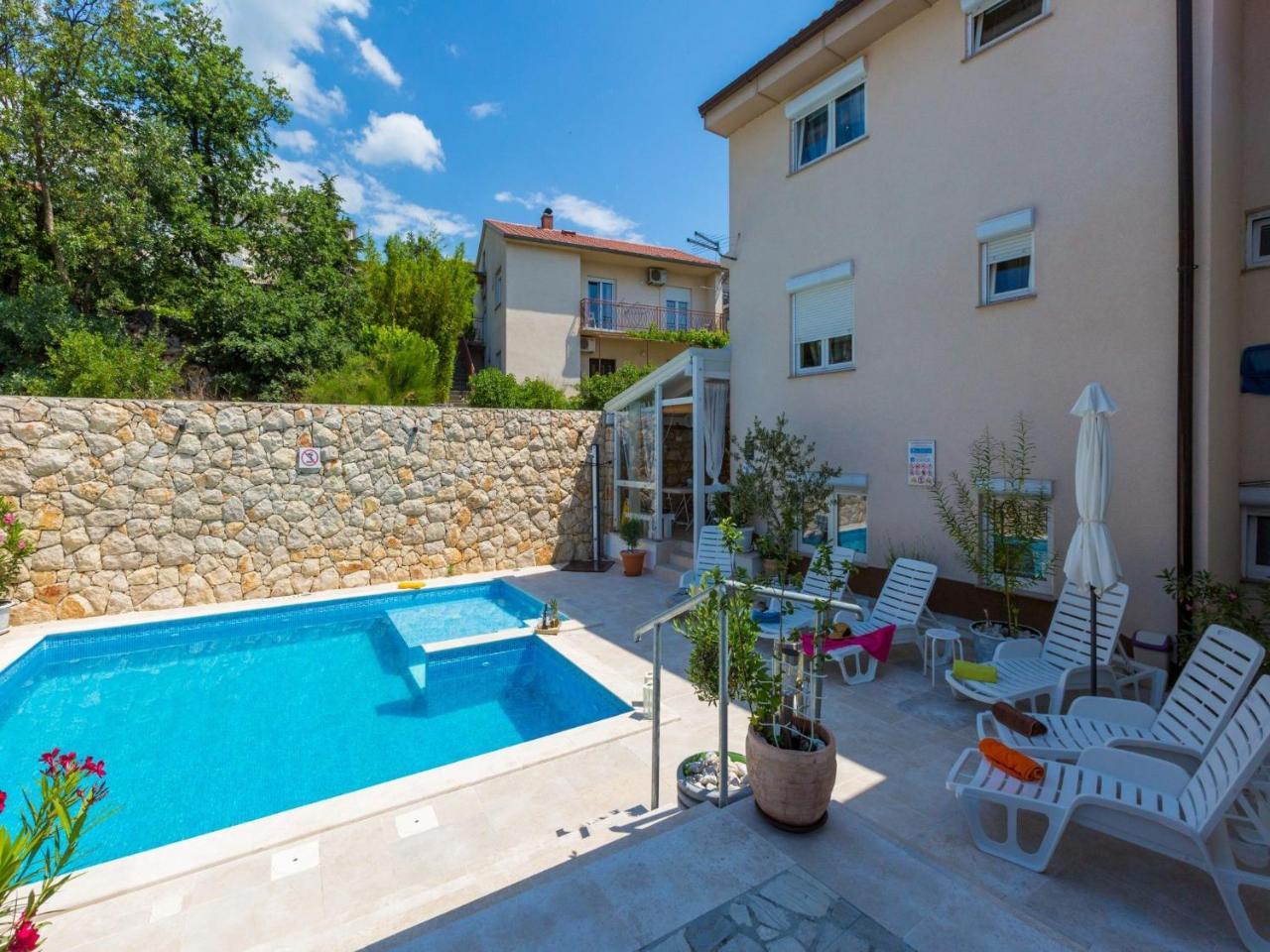 Apartments Susanne Novi Vinodolski Εξωτερικό φωτογραφία